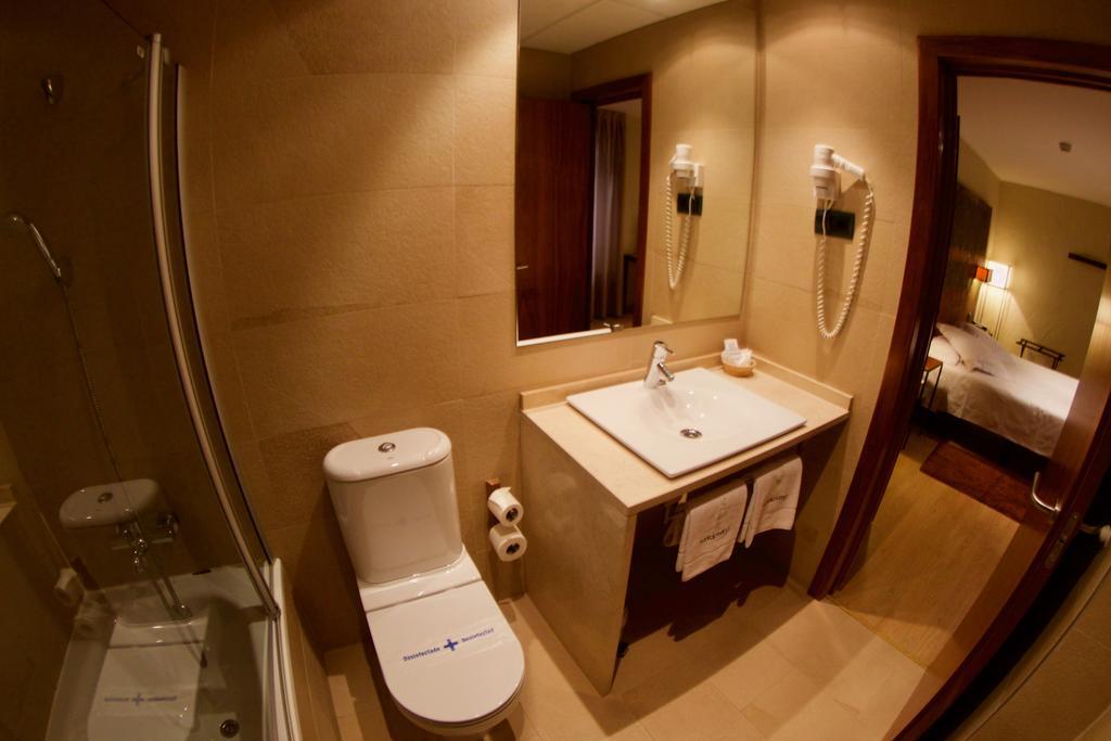 Hotel Santa Cristina Petit Spa Canfranc Eksteriør bilde